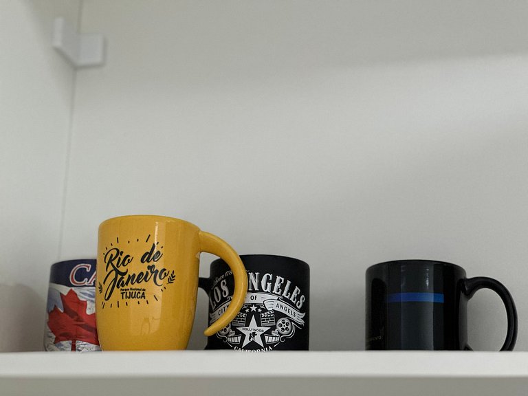 A 300m da praia, varanda gourmet vista incrível!