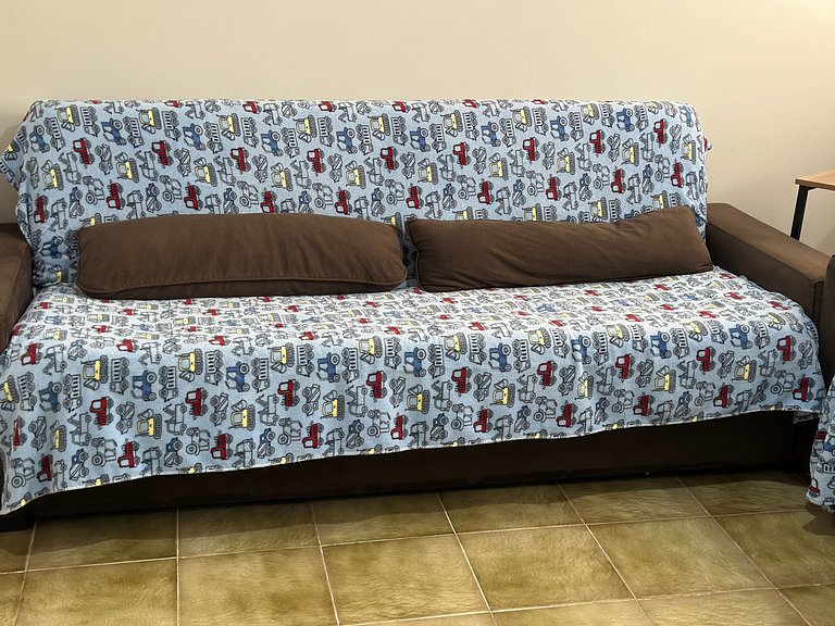 Apto completo, Wi-Fi e 1 vaga - 80m da Praia