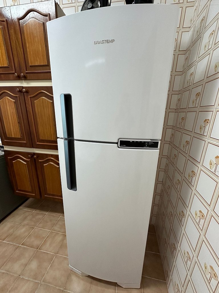 Apto completo, Wi-Fi e 1 vaga - 80m da Praia