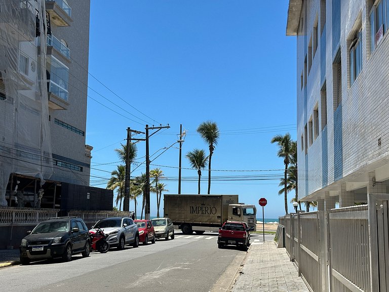 Apto completo, Wi-Fi e 1 vaga - 80m da Praia