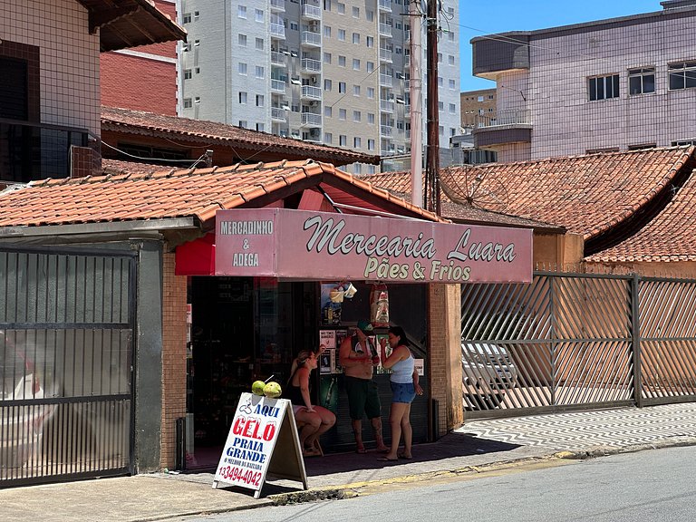 Apto completo, Wi-Fi e 1 vaga - 80m da Praia