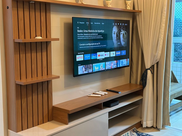 Conforto c/ Vista Mar: Apto com Ar e Garagem