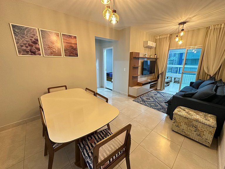 Conforto c/ Vista Mar: Apto com Ar e Garagem