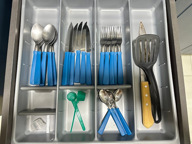 Espaçoso + Suíte + Ar + Garagem - Aviação!