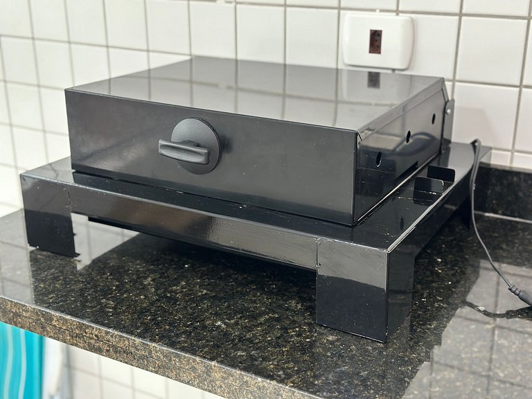 Conforto c/ Vista Mar: Apto com Ar e Garagem