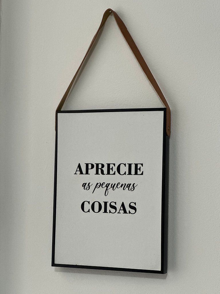 Apto no Canto do Forte Moderno c/ Wi-Fi e Elevador