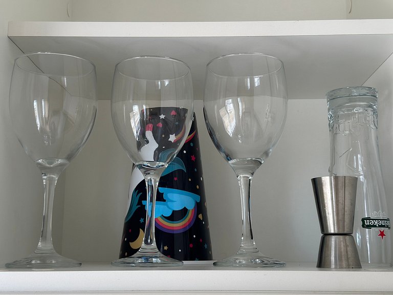 Tupi: praia a 1 min e muito conforto!