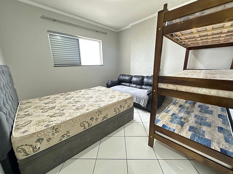 Apto Frente Mar Praia da Mirim com Vista e Wi-Fi