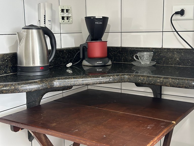 Apto Frente Mar Praia da Mirim com Vista e Wi-Fi