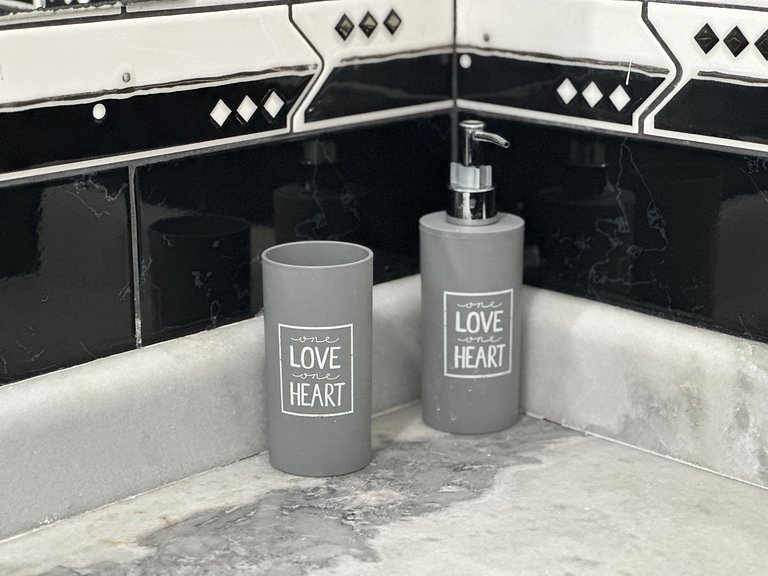 Apto Frente Mar Praia da Mirim com Vista e Wi-Fi