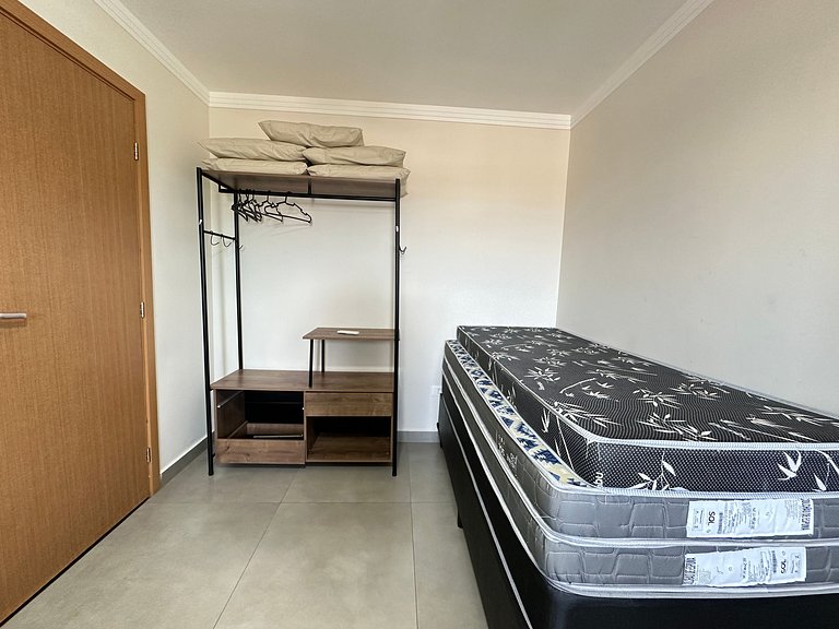 Apto Alto Padrão - Churrasqueira com Vista Mar