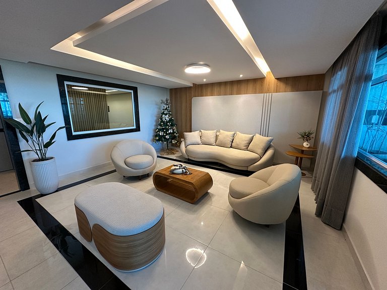 Churrasco com Vista para o Mar: Apto Moderno