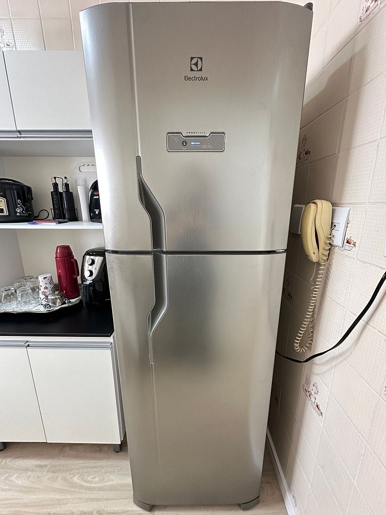 Apto decorado a 1 quadra da praia no Caiçara!