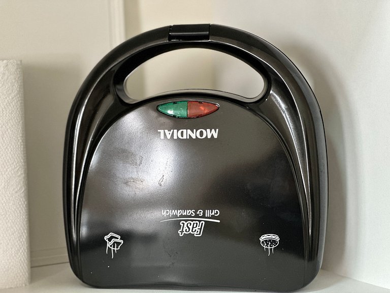 Apto decorado a 1 quadra da praia no Caiçara!