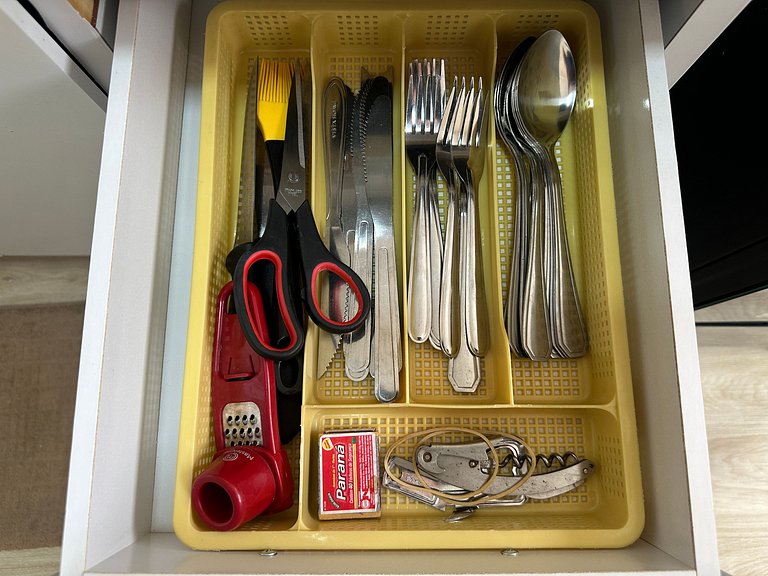 Apto decorado a 1 quadra da praia no Caiçara!