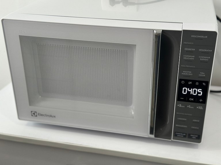 Pé na Areia! Apto Frente Mar no Caiçara!