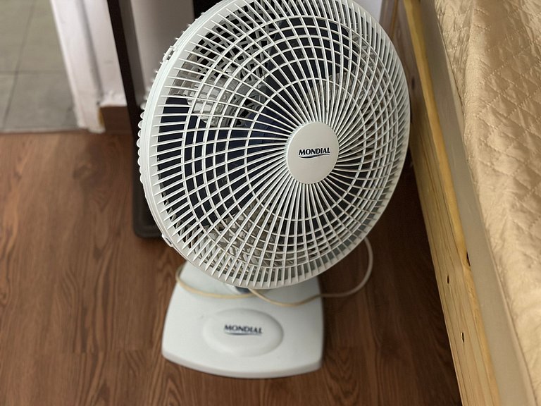 Apto Espaçoso a 300m da Praia da Aviação