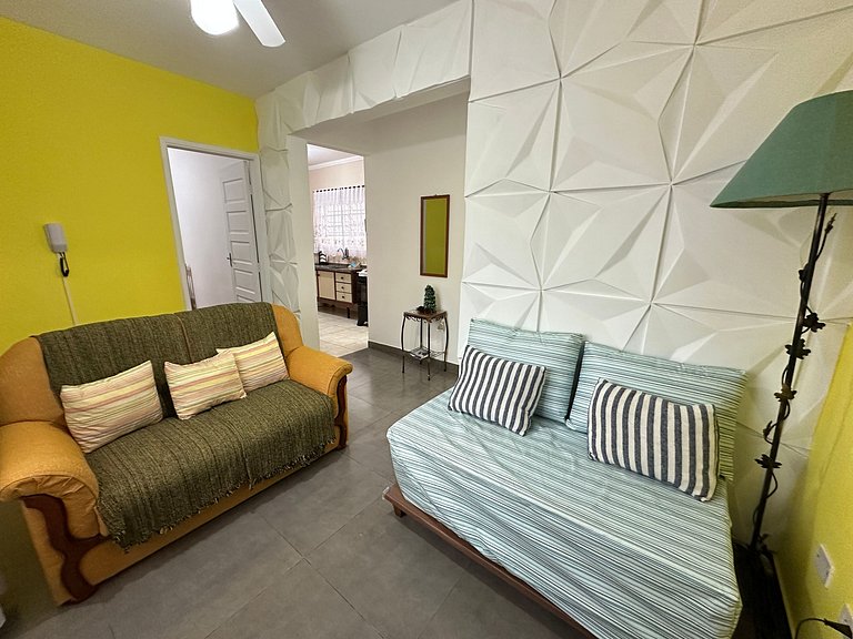 Apto Espaçoso a 300m da Praia da Aviação