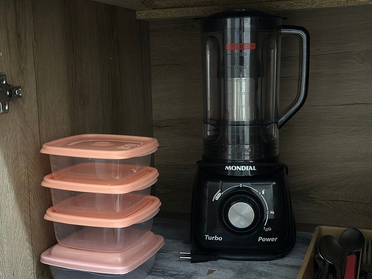 Apto Espaçoso a 300m da Praia da Aviação