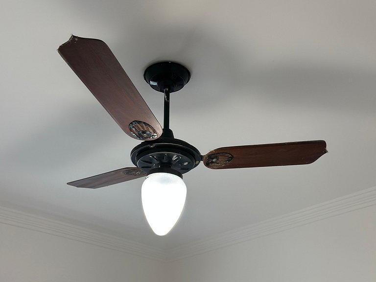 Apto com Ar, Wi-Fi e Enxoval a 5 min da Praia