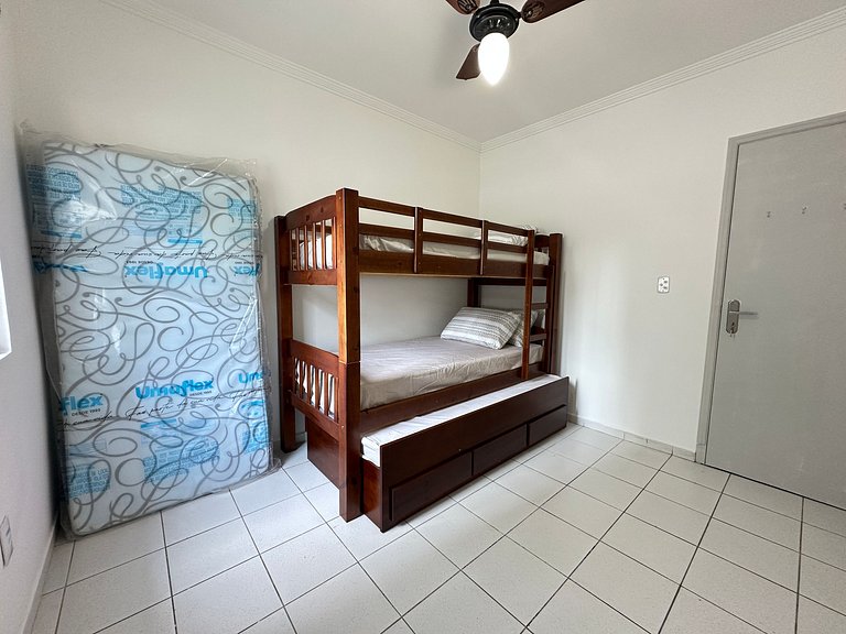 Apto com Ar, Wi-Fi e Enxoval a 5 min da Praia