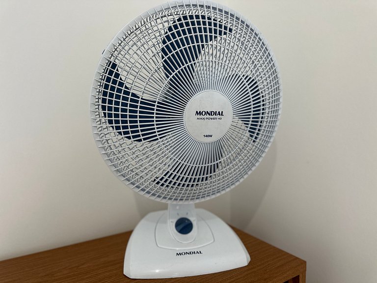 Apto com Ar, Wi-Fi e Enxoval a 5 min da Praia