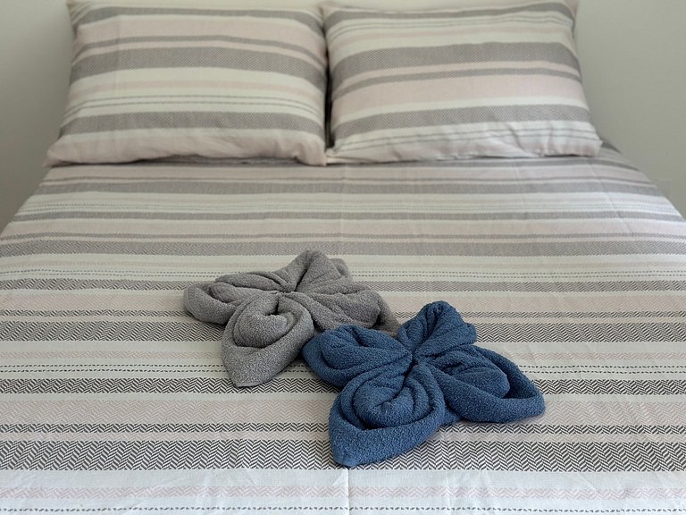 Apto com Ar, Wi-Fi e Enxoval a 5 min da Praia