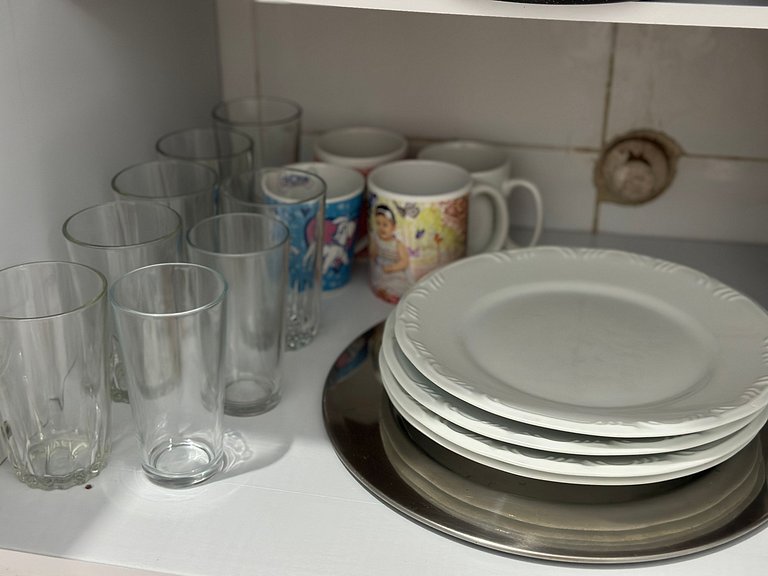 Apto com Ar, Wi-Fi e Enxoval a 5 min da Praia