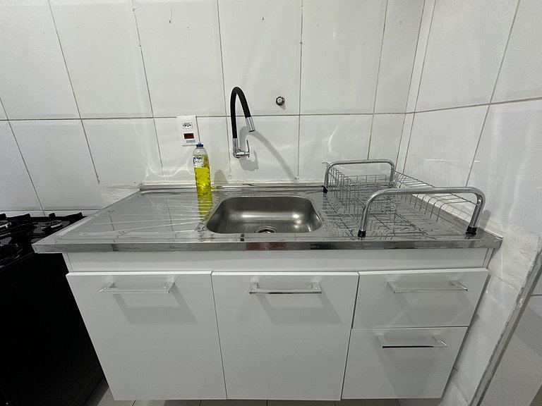 Apto com Ar, Wi-Fi e Enxoval a 5 min da Praia