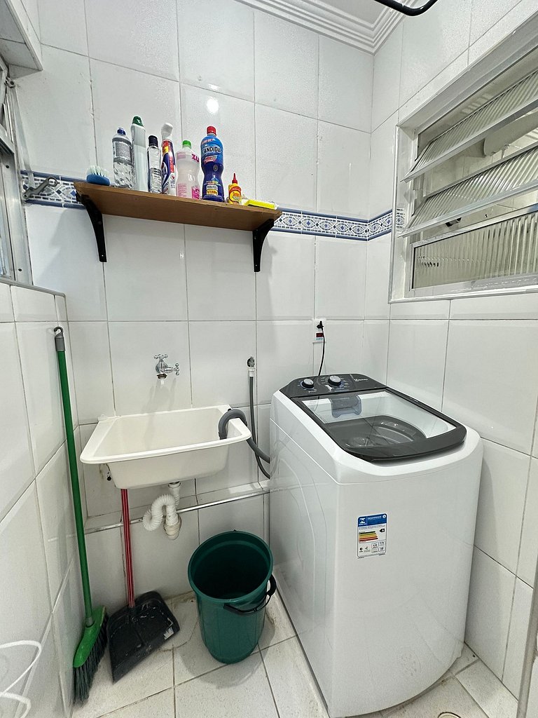 Apto com Ar, Wi-Fi e Enxoval a 5 min da Praia