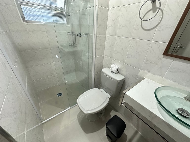 Apto com Ar, Wi-Fi e Enxoval a 5 min da Praia