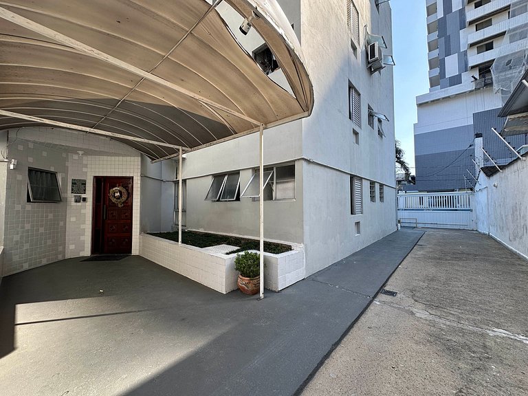 Apto com Ar, Wi-Fi e Enxoval a 5 min da Praia