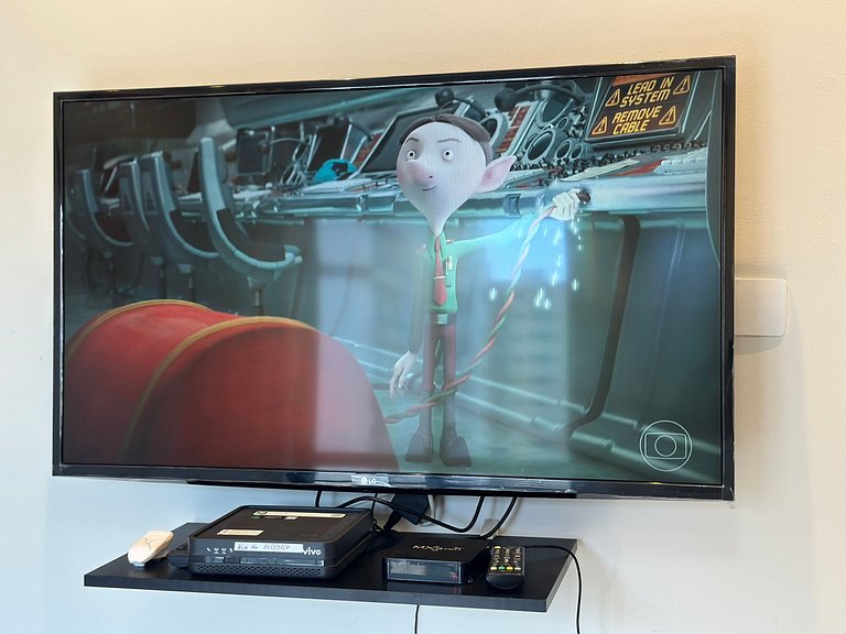 Apto na Guilhermina - Melhor Localização c/ Wi-Fi