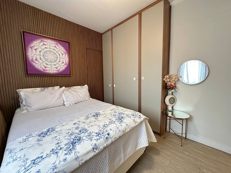 Apto na Guilhermina - Melhor Localização c/ Wi-Fi