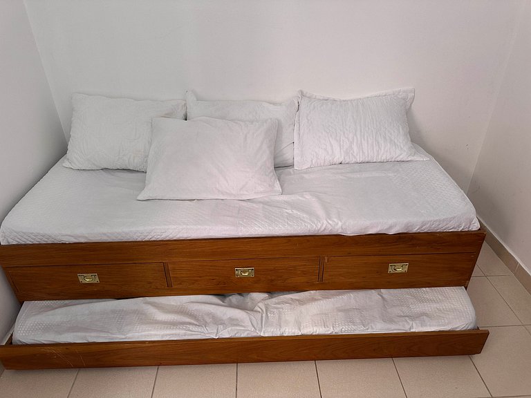 Vila Caiçara: Conforto, Wi-Fi e Cozinha Equipada