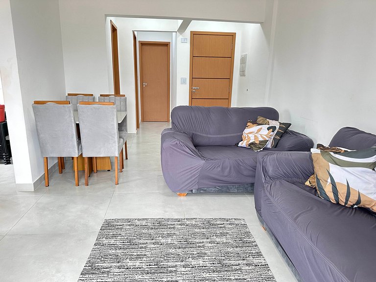 Litoral com Conforto: Vista Mar e Brisa Leve