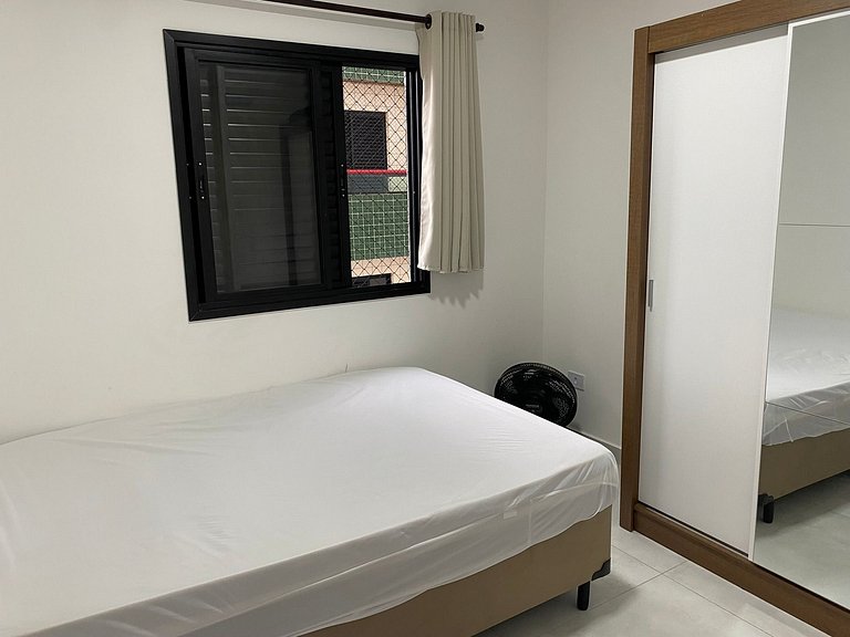 Litoral com Conforto: Vista Mar e Brisa Leve