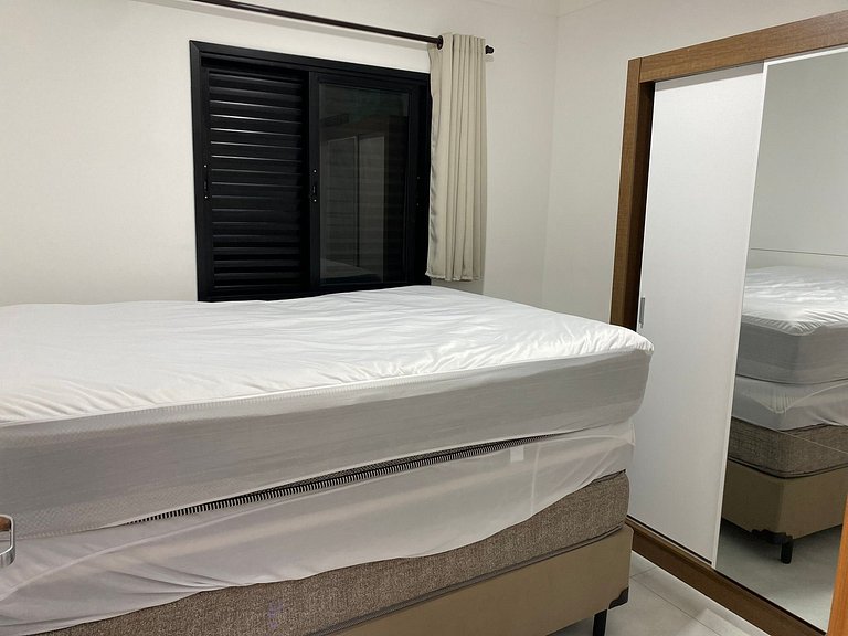 Litoral com Conforto: Vista Mar e Brisa Leve