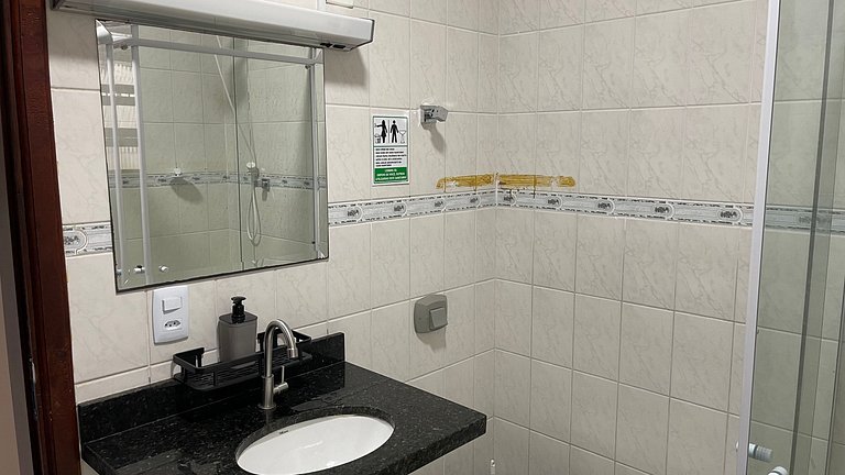 Refúgio com Bilhar e Lazer Completo no Caiçara