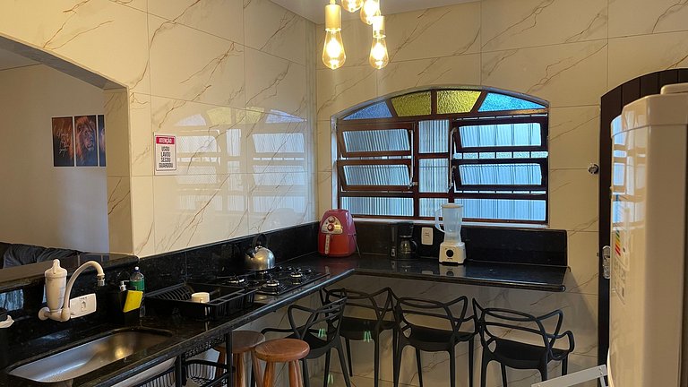 Refúgio com Lazer Completo no Caiçara