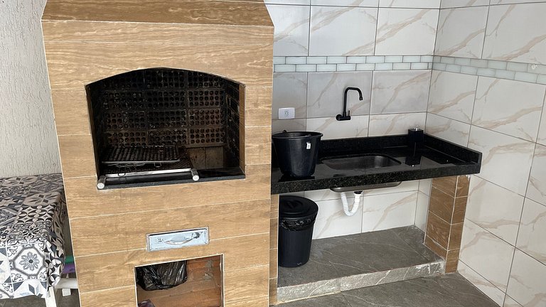 Refúgio com Bilhar e Lazer Completo no Caiçara