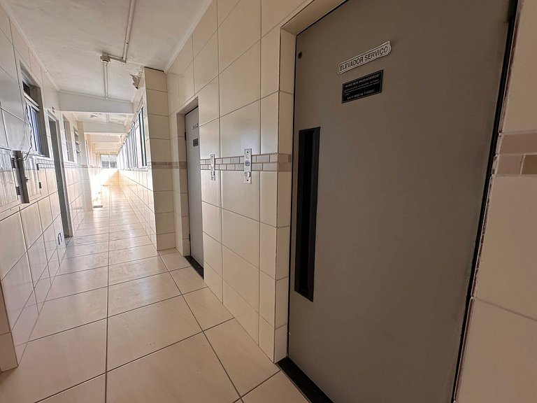 Poucos passos da Praia Próximo a Tudo