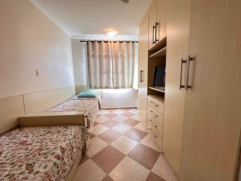 Poucos passos da Praia Próximo a Tudo