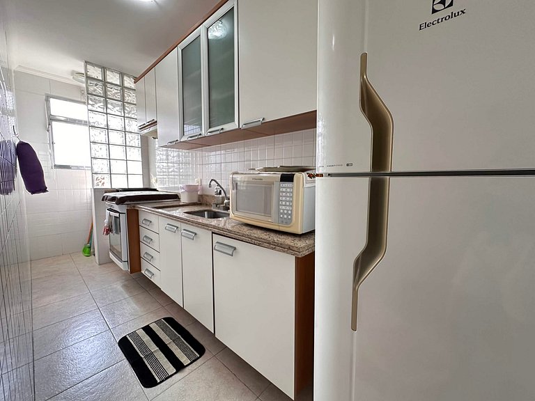 Poucos passos da Praia Próximo a Tudo