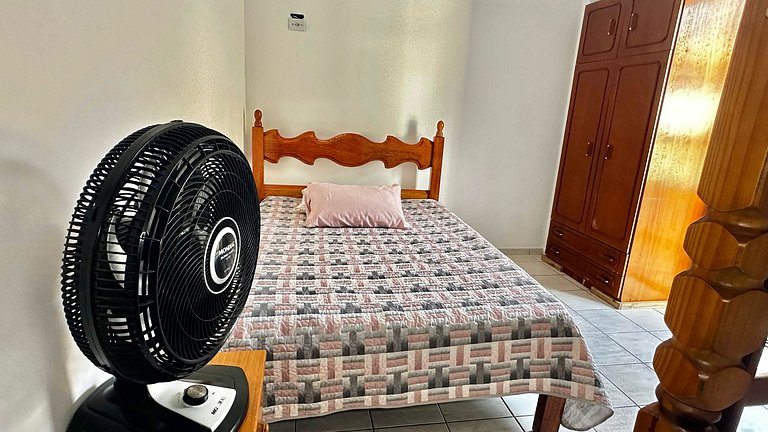 Refúgio de Verão com Brisa do Mar na Vila Tupi