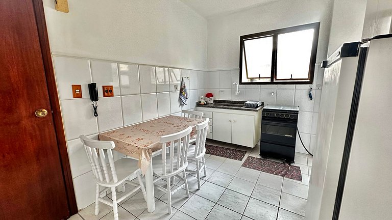 Refúgio de Verão com Brisa do Mar na Vila Tupi