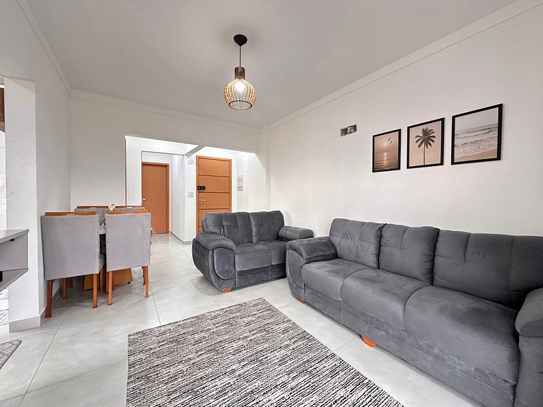 Litoral com Conforto: Vista Mar e Brisa Leve