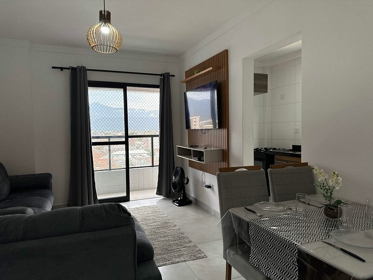 Litoral com Conforto: Vista Mar e Brisa Leve