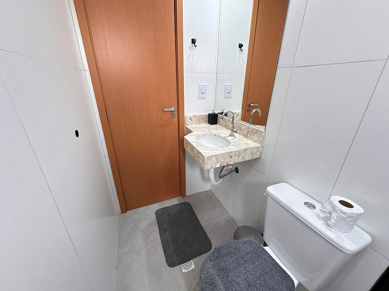 Litoral com Conforto: Vista Mar e Brisa Leve